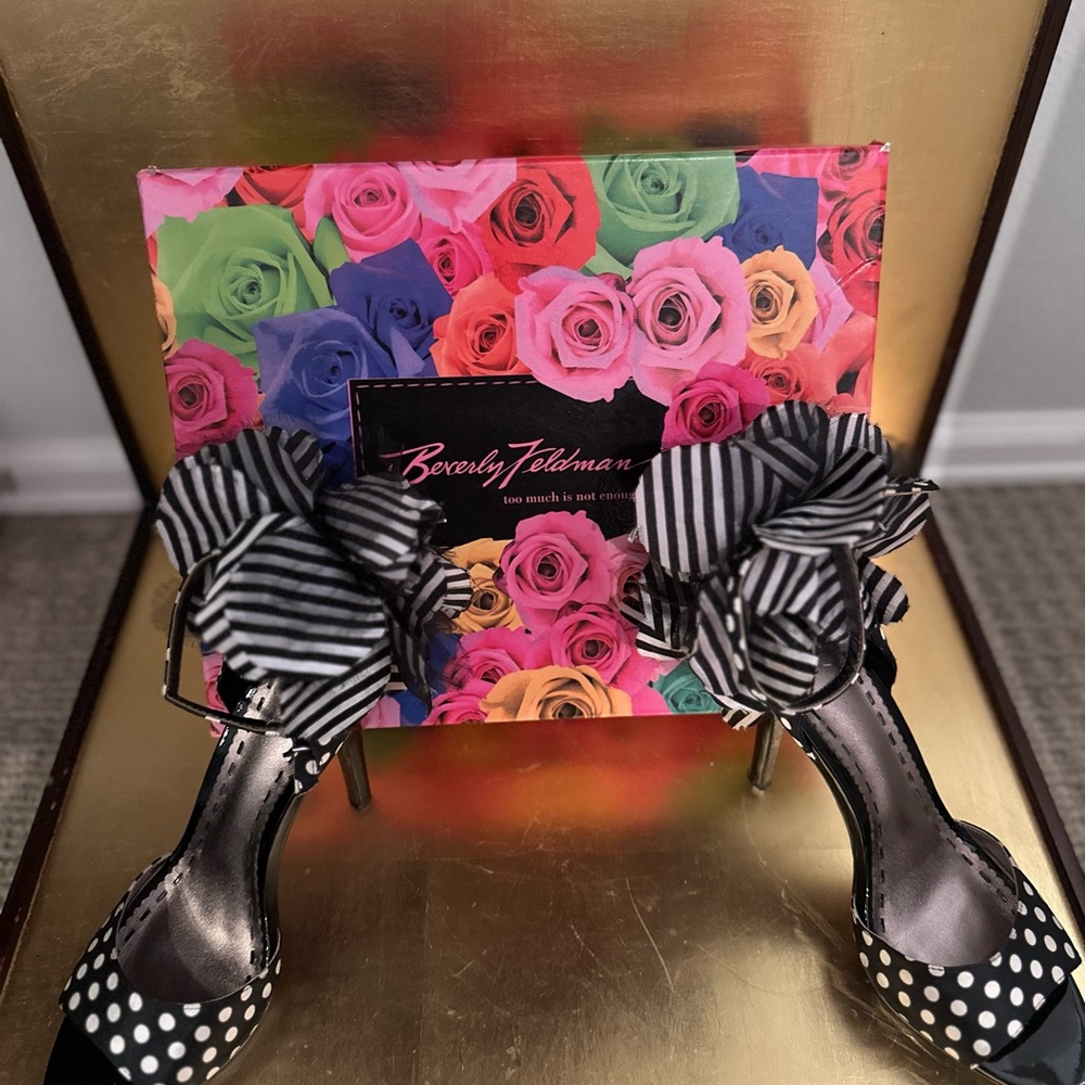 Beverly Feldman Polkadot Sexy strapped Heel